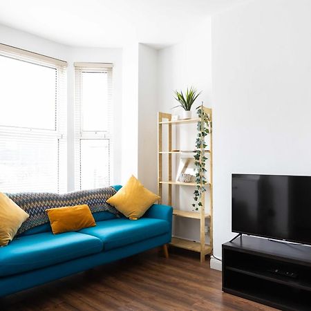 Belfast City - 3 Bed Cosy Terrace Home - Hip And Trendy Ormeau Road Eksteriør billede