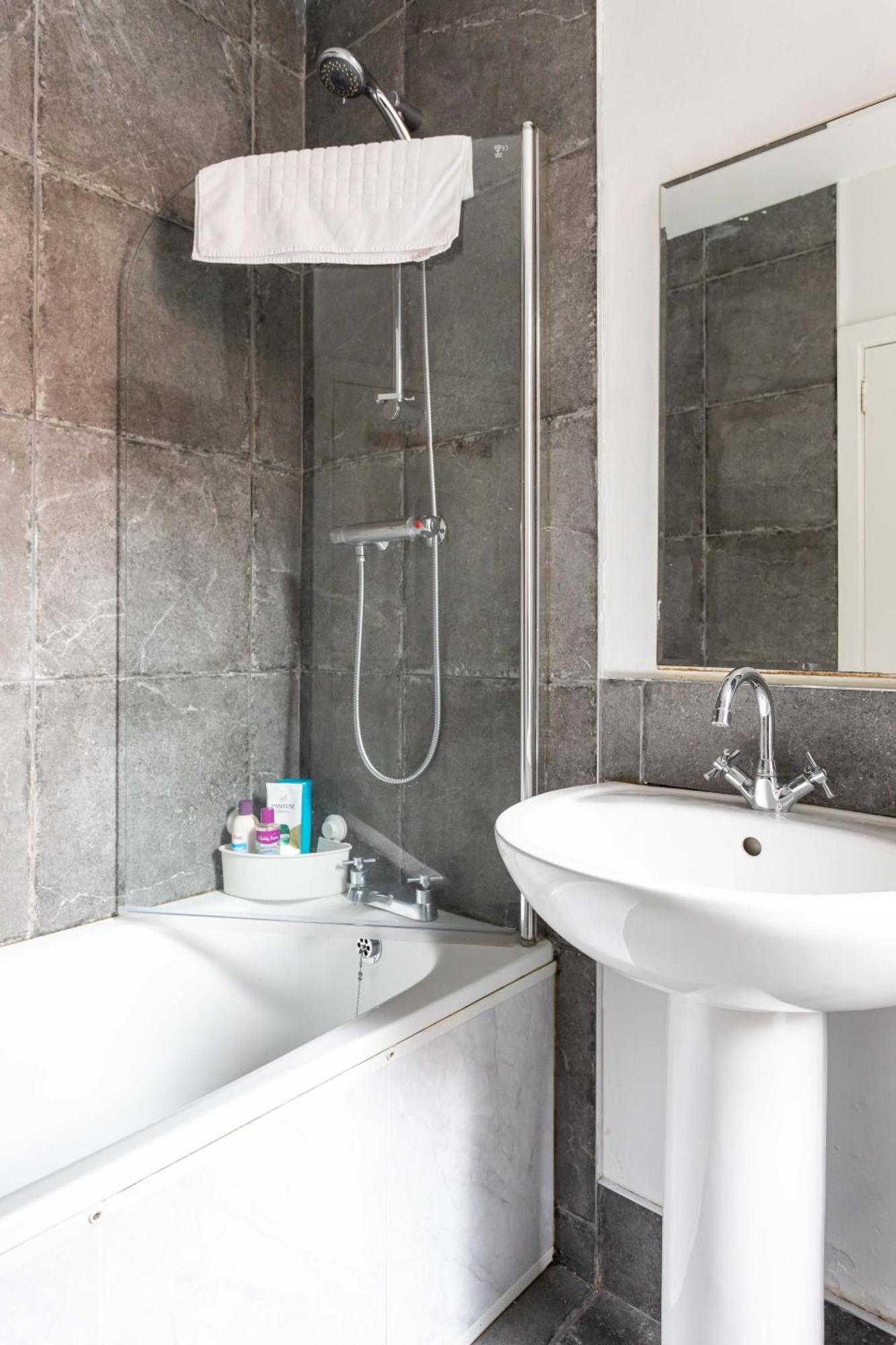 Belfast City - 3 Bed Cosy Terrace Home - Hip And Trendy Ormeau Road Eksteriør billede